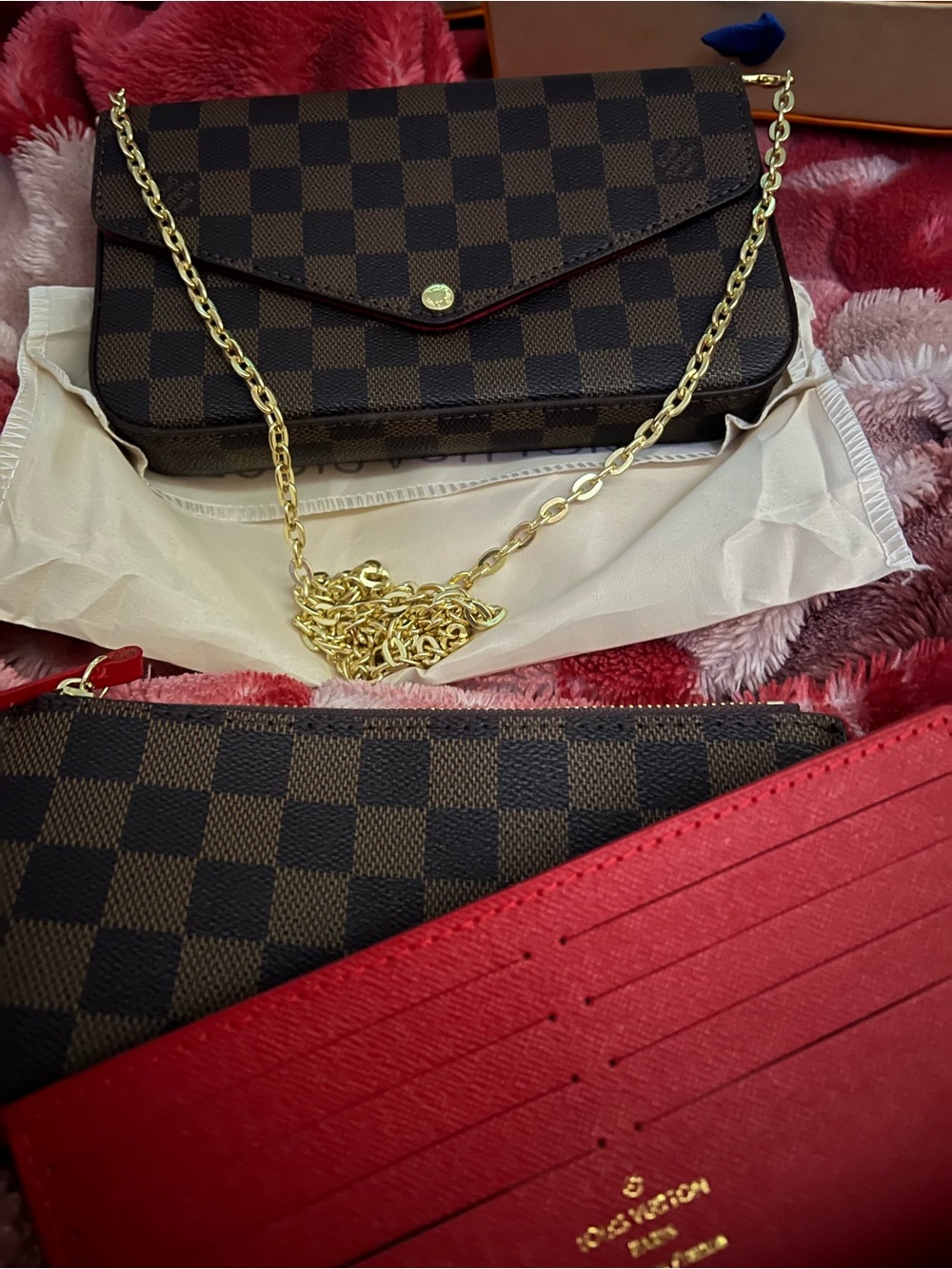 Brown Checkered Crossbody Bag with Gold Chain Strap - Picture 3 of 3